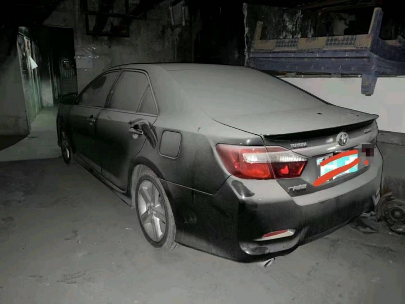 北京14年丰田凯美瑞4