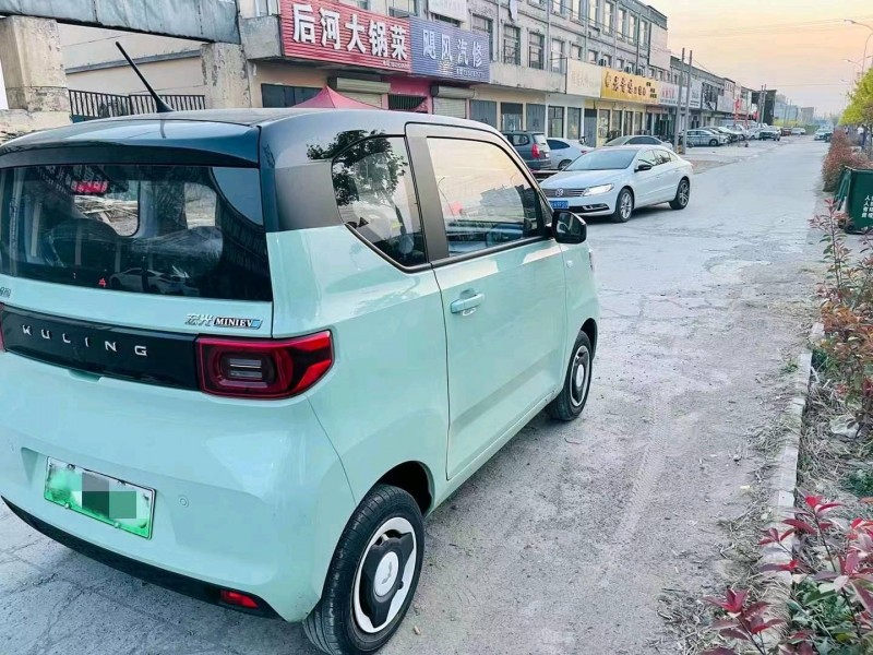 東營22年五菱汽車MINIEV馬卡龍6