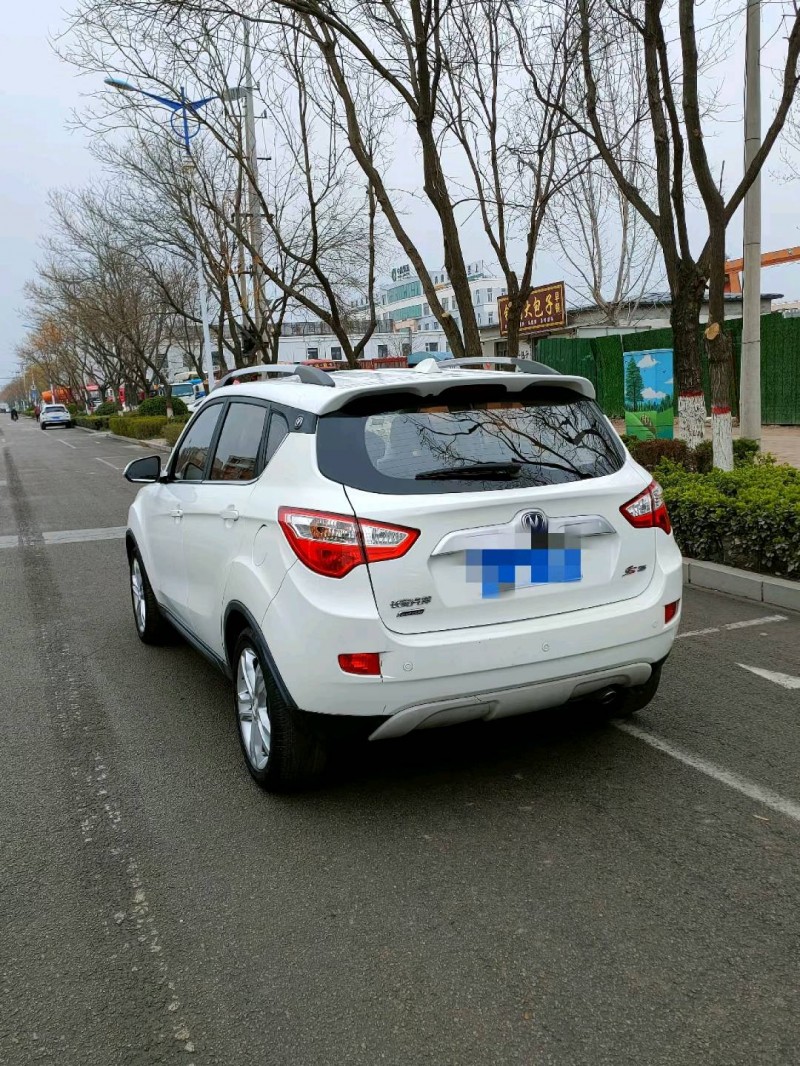 聊城16年長安汽車CS355