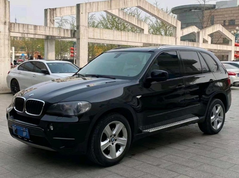 北京09年宝马X53