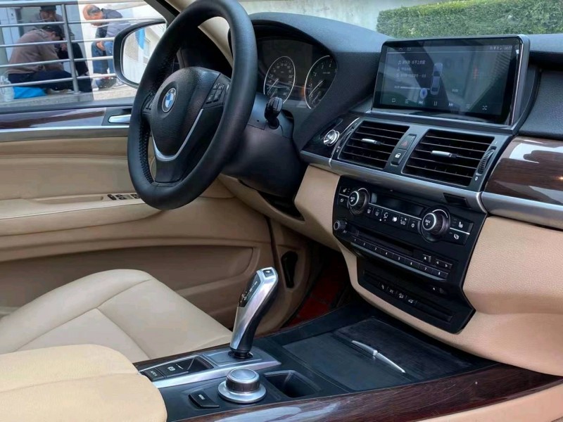 北京09年宝马X57