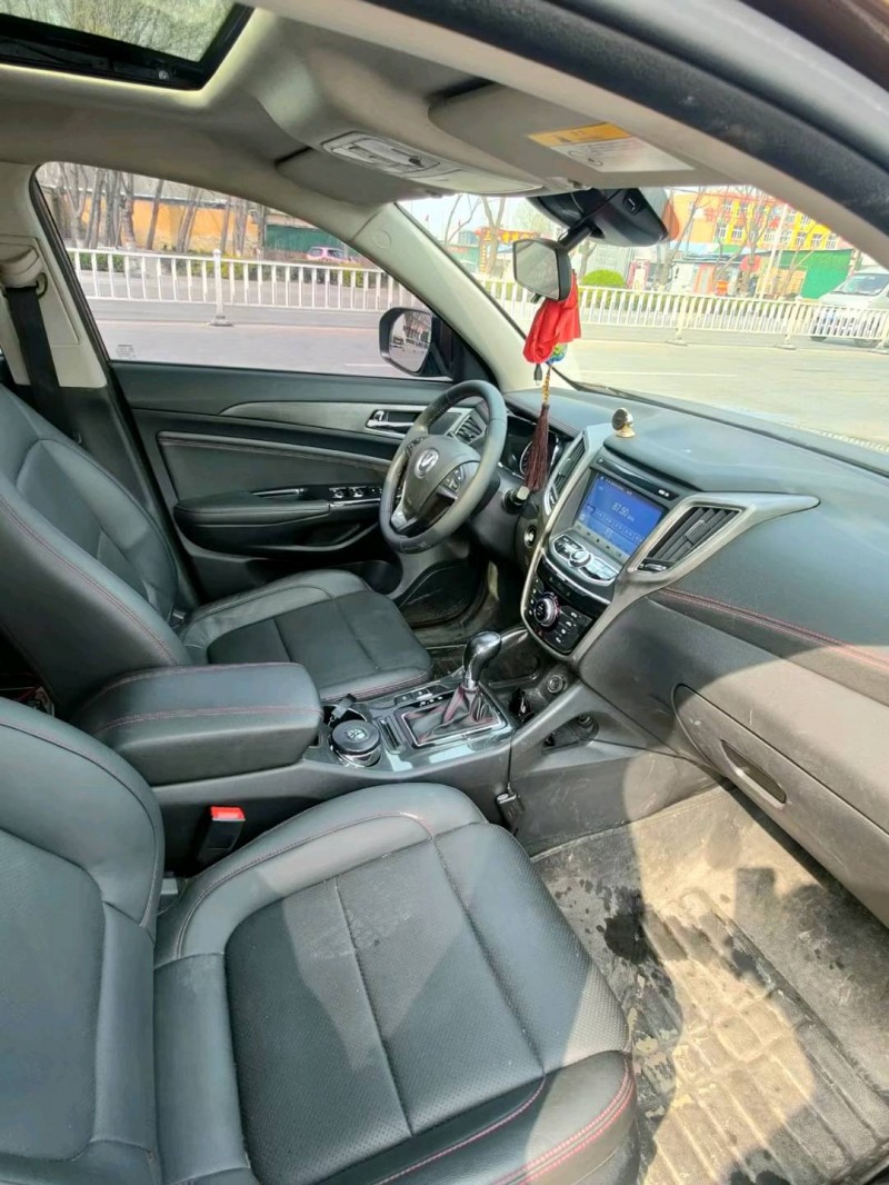 聊城18年長安汽車CS758