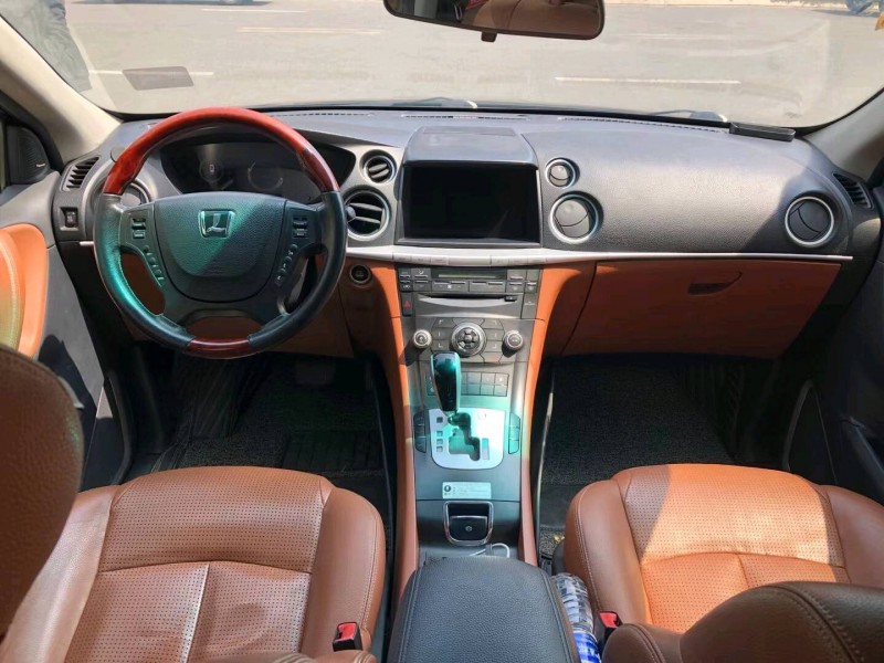 東營18年納智捷大7 SUV9