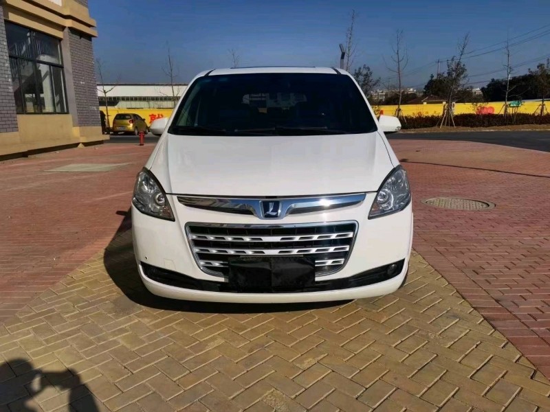 東營16年納智捷優6 SUV1