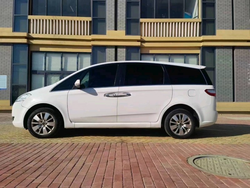 東營16年納智捷優6 SUV4