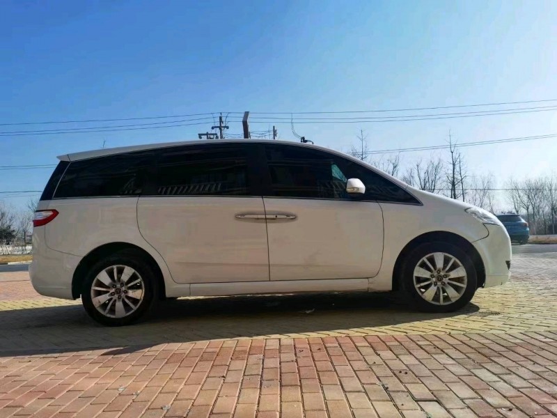 東營16年納智捷優6 SUV6