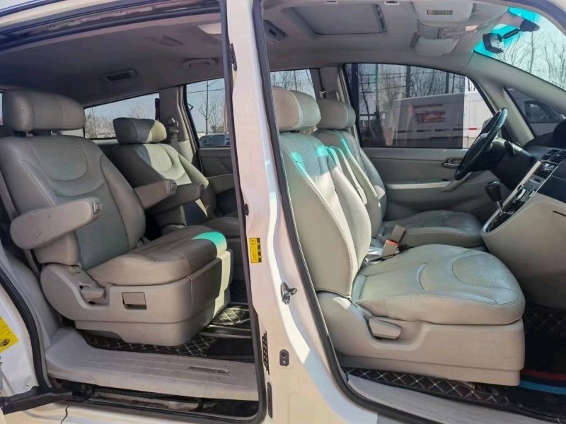東營16年納智捷優6 SUV9