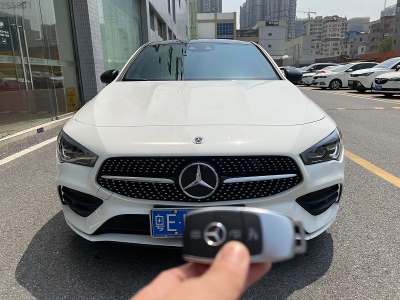 廣州21年奔馳CLA1