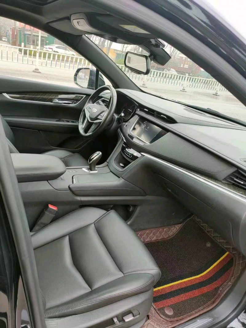 東營18年凱迪拉克XT57