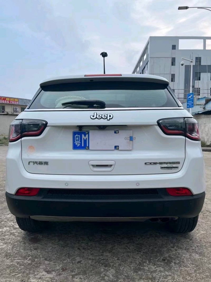 江門17年Jeep指南者8
