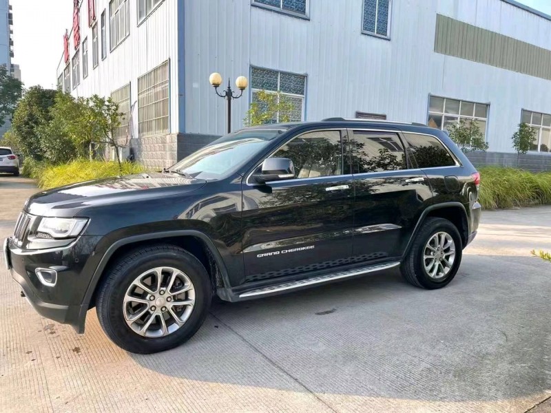 宜昌14年Jeep大切諾基2