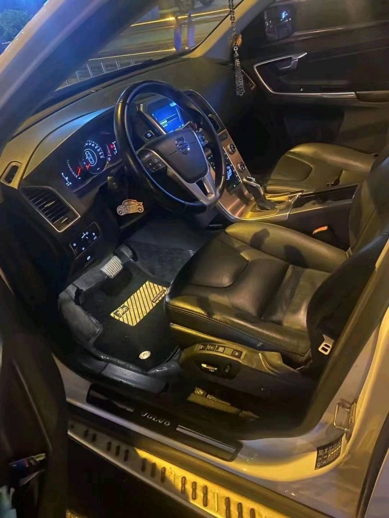 岳陽16年沃爾沃XC603
