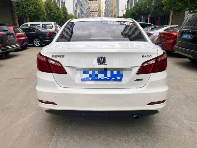 曲靖16年長安汽車逸動5