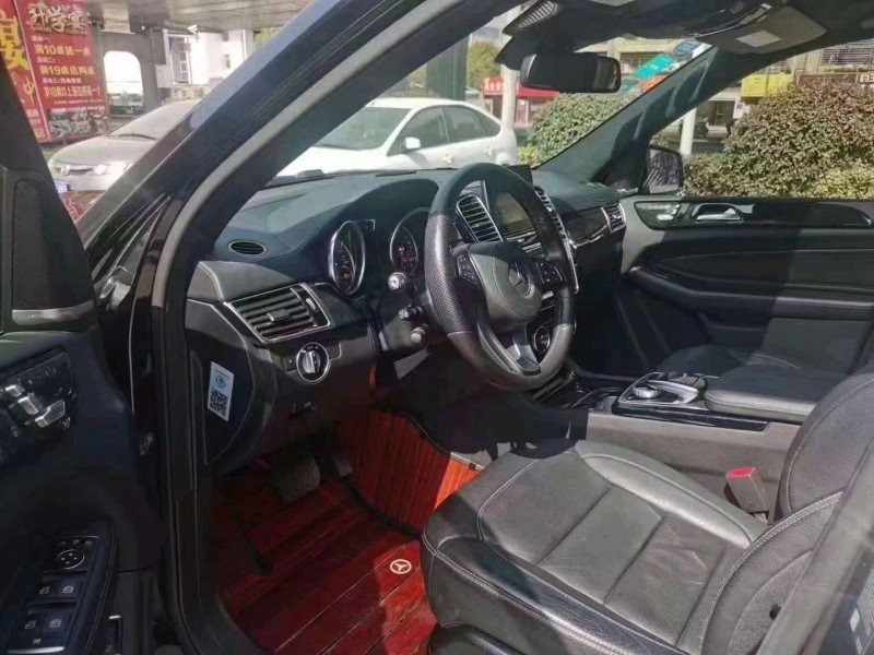 北京18年奔驰GLS9