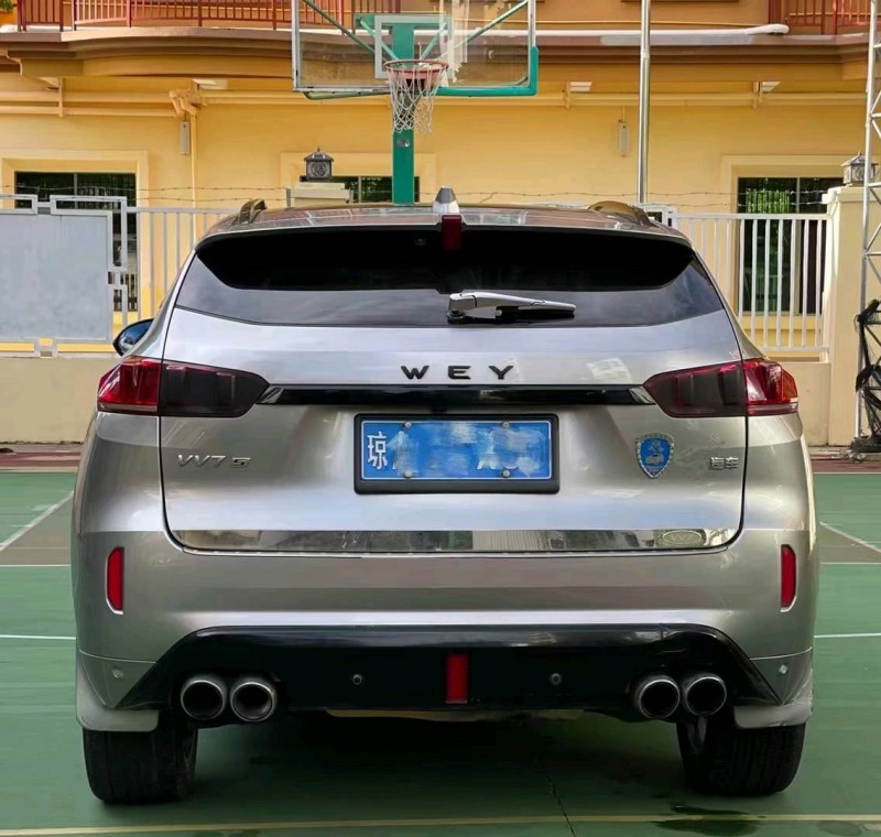 瓊海17年長城汽車WEY VV74