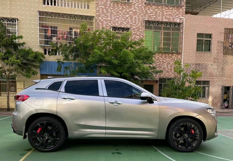 瓊海17年長城汽車WEY VV77