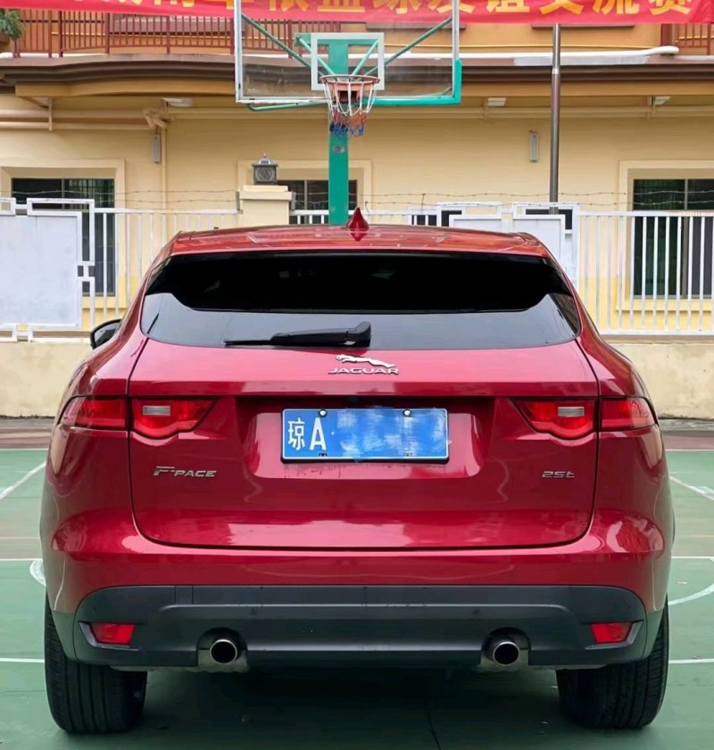 瓊海17年捷豹F-PACE2