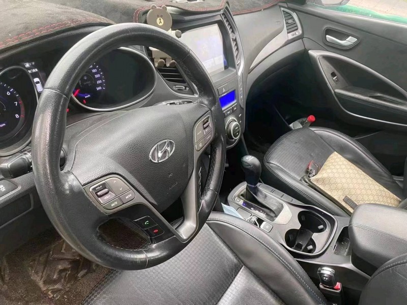 北京14年现代新胜达6