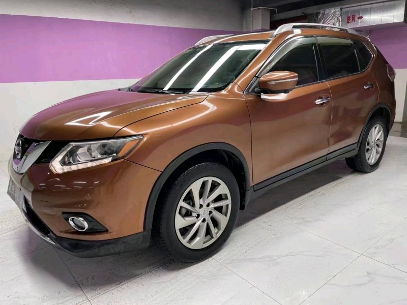 重慶14年日產奇駿6