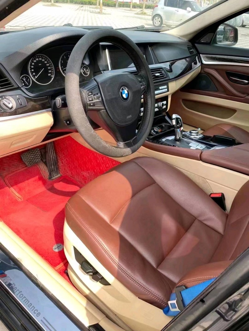 北京12年宝马5系3