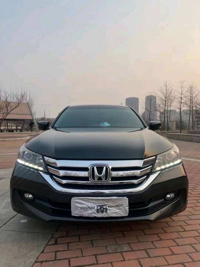 沈陽12年奧迪A8L1