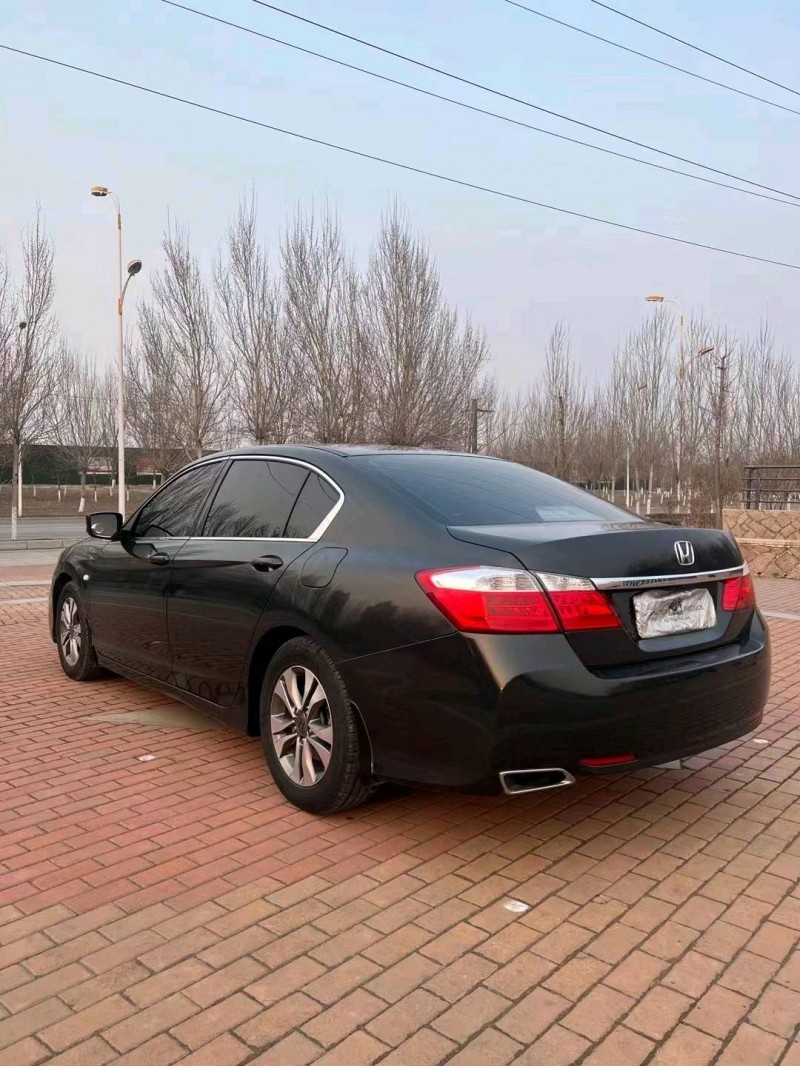 沈陽12年奧迪A8L5