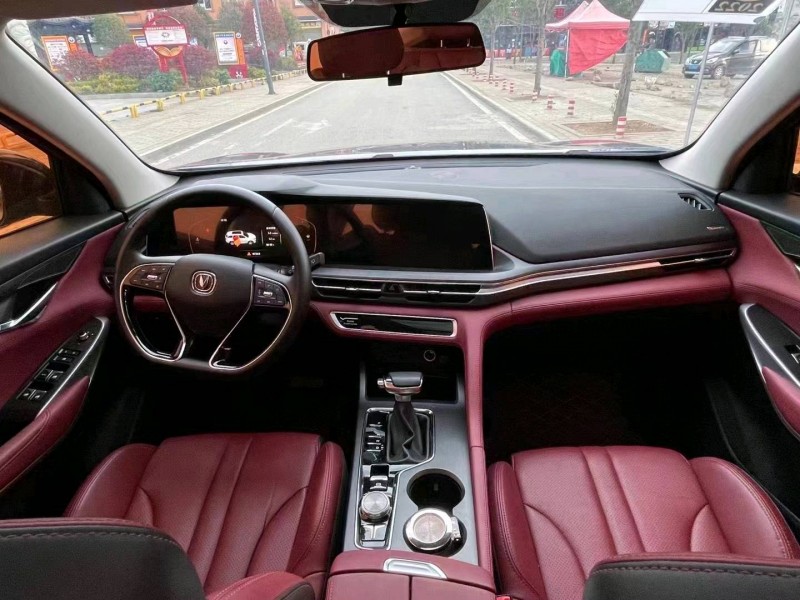 貴陽20年長安汽車CS754