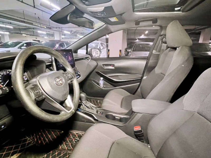 北京19年丰田雷凌8