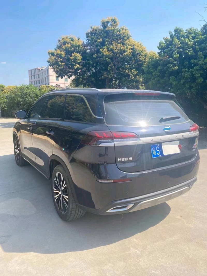 珠海21年長安汽車歐尚6