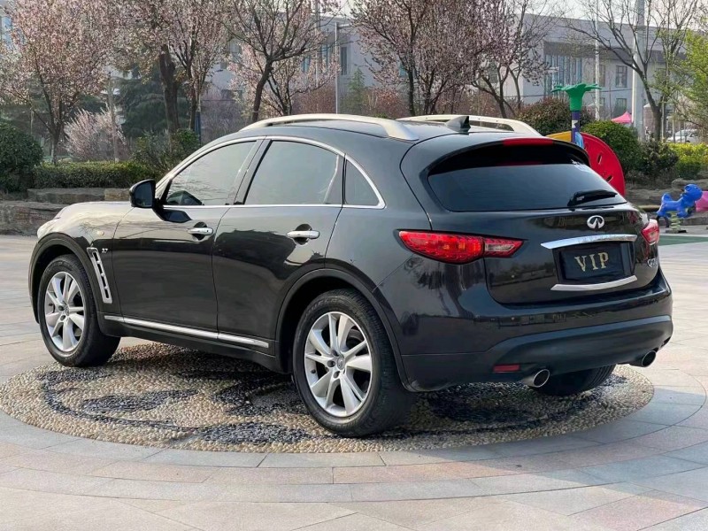 煙臺20年英菲尼迪QX706