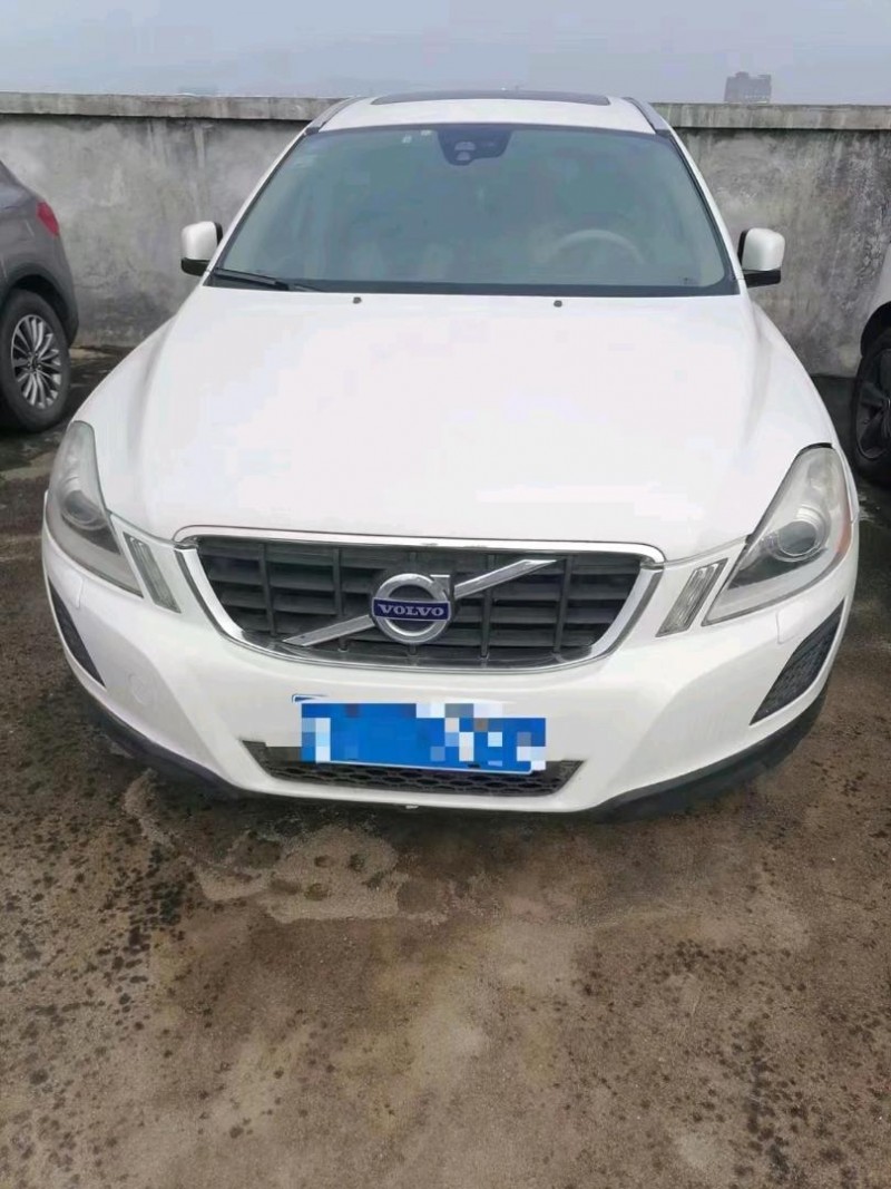 東營12年沃爾沃XC601