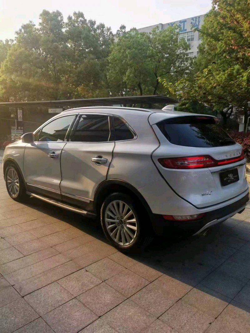 嘉興19年林肯MKX7