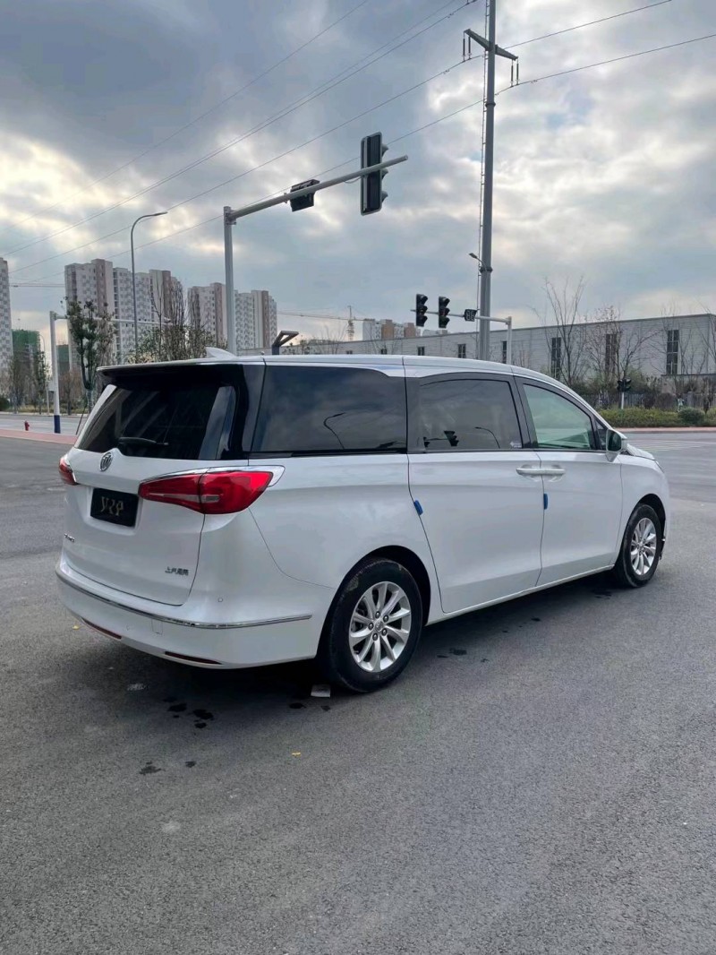 徐州19年别克GL83