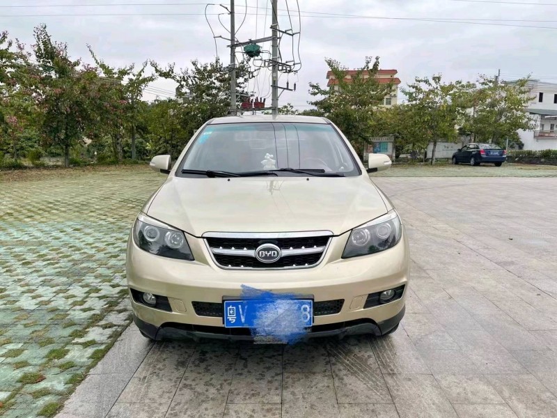 廣州14年比亞迪S61