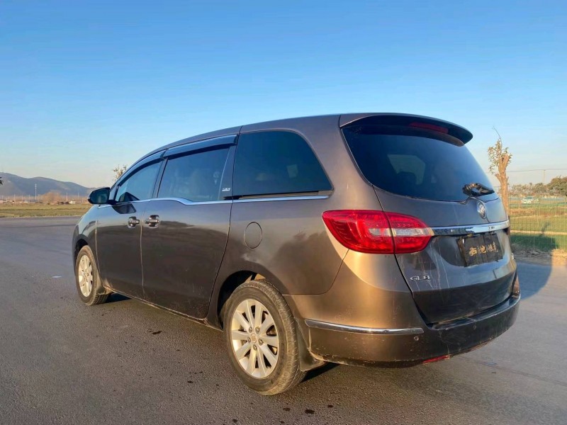 徐州16年别克GL88