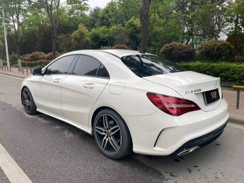 鄭州17年奔馳CLA8