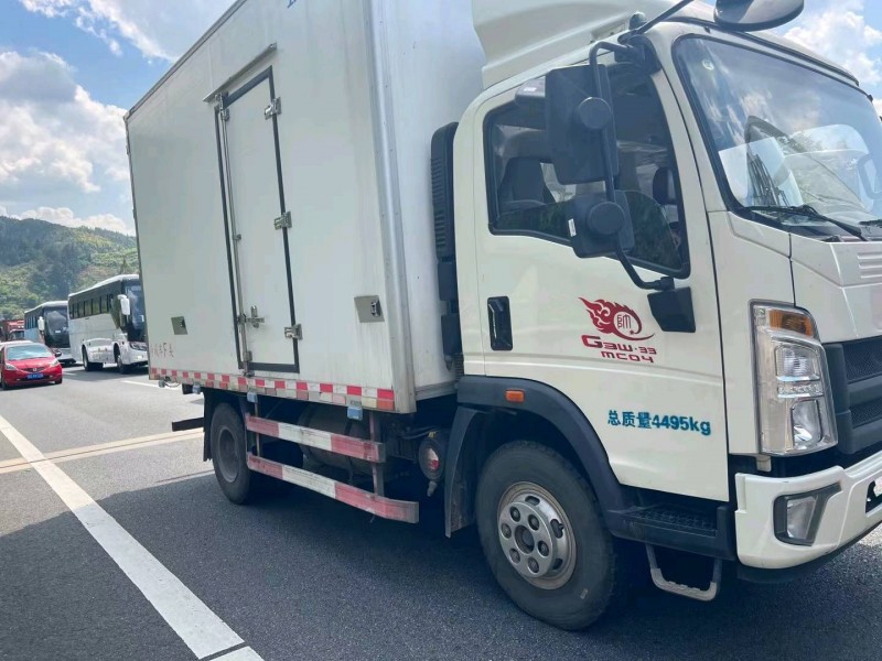 宜昌19年卡車系列重汽豪沃2