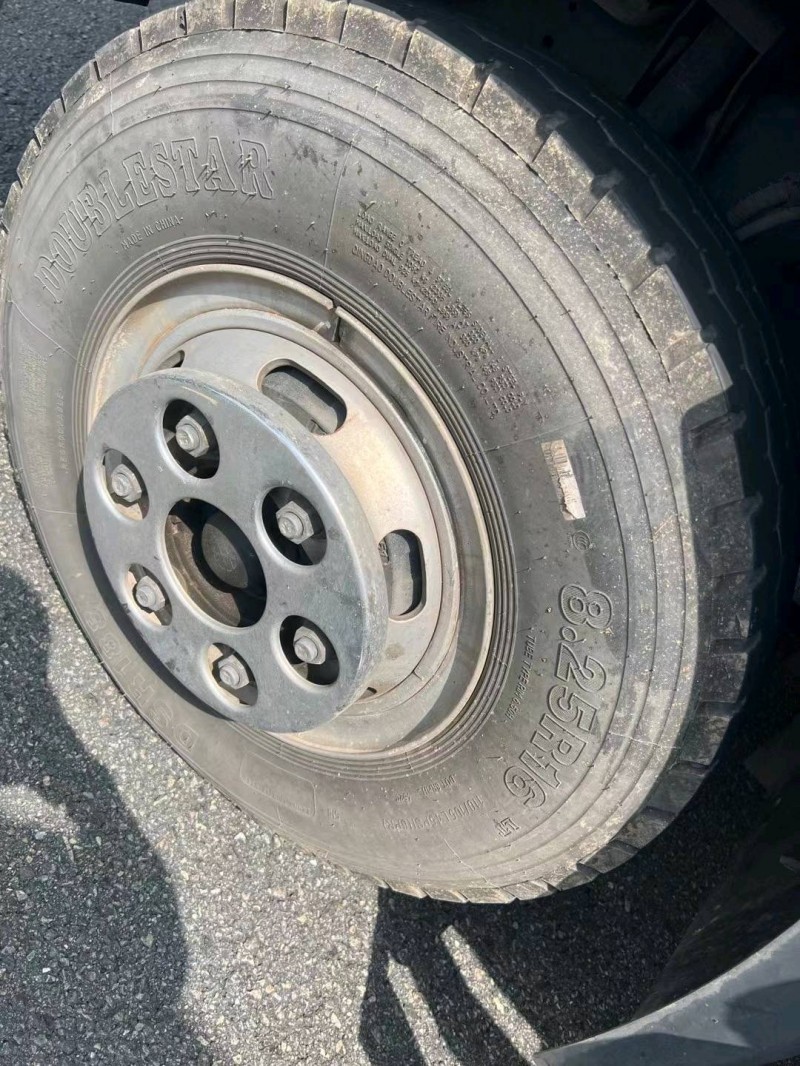 宜昌19年卡車系列重汽豪沃4