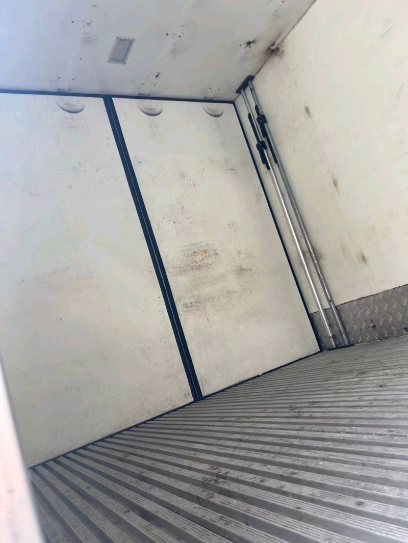 宜昌19年卡車系列重汽豪沃7