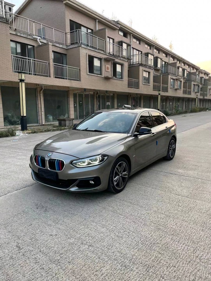 徐州18年宝马1系2