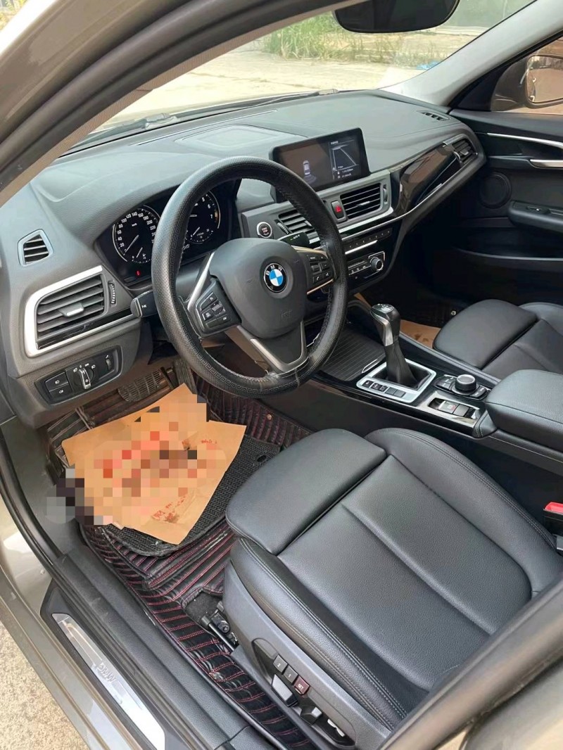 徐州18年宝马1系6