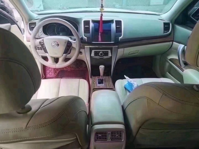 臨汾11年日產天籟4