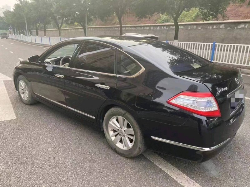 重慶11年日產天籟6