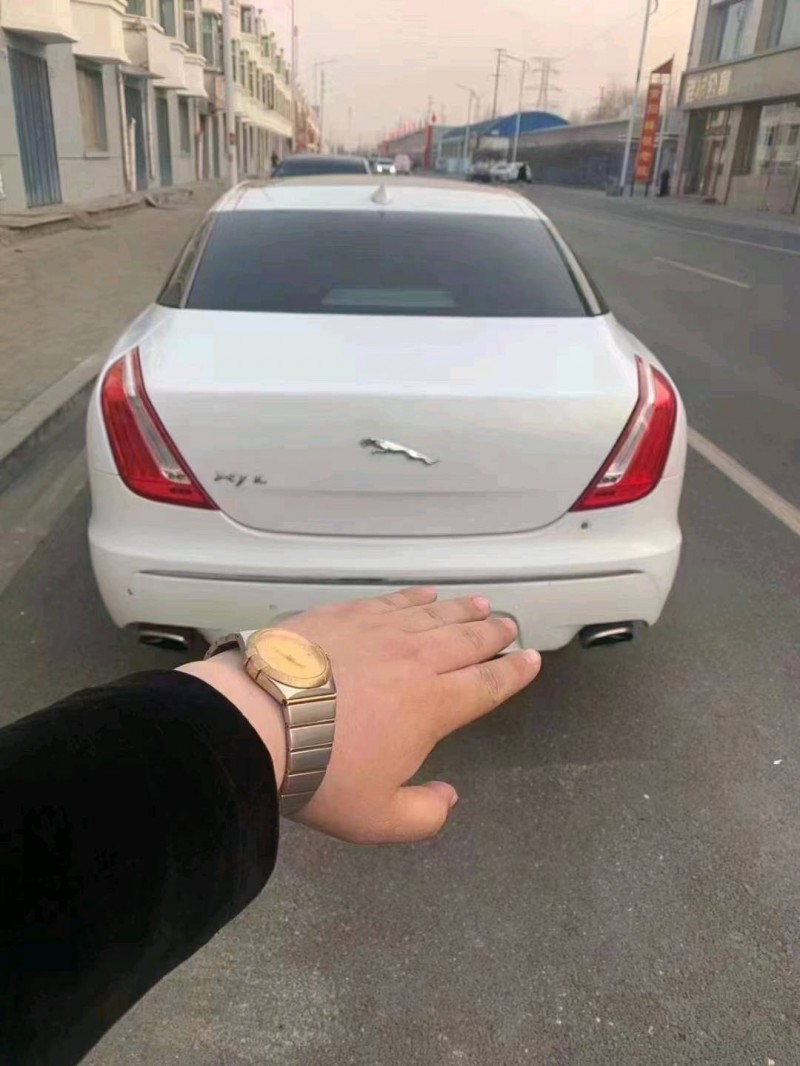 呂梁13年捷豹XJL5