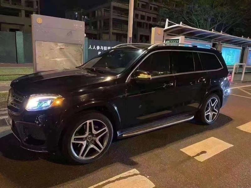 北京19年奔驰GLS3