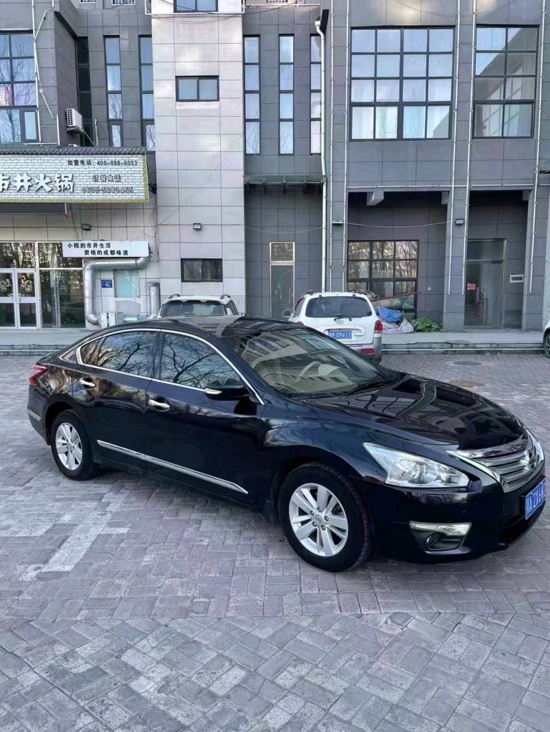東營13年日產天籟2