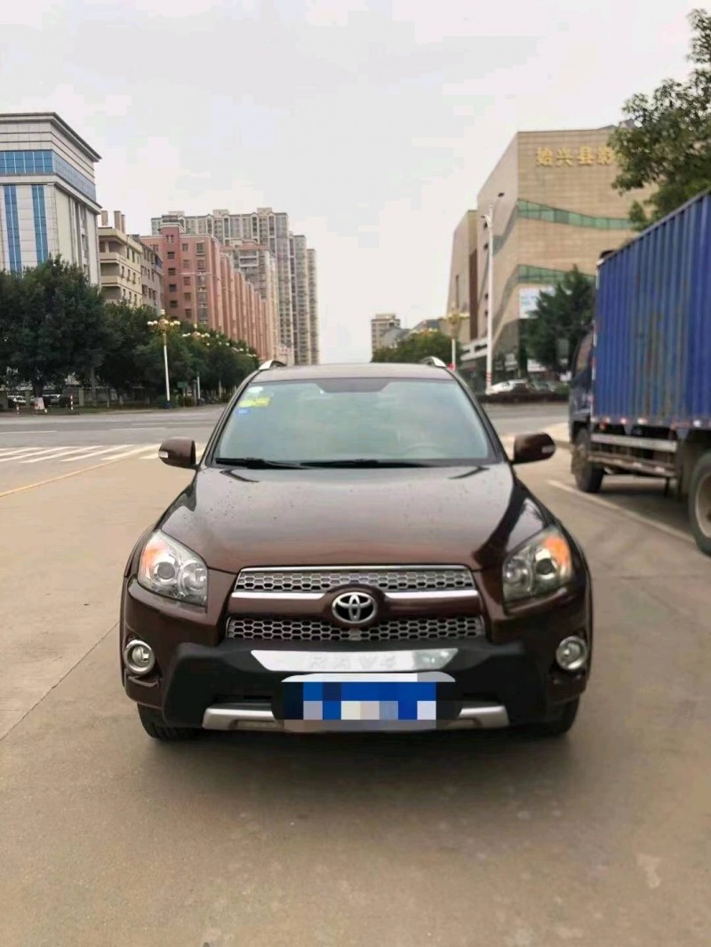 佛山12年豐田RAV41