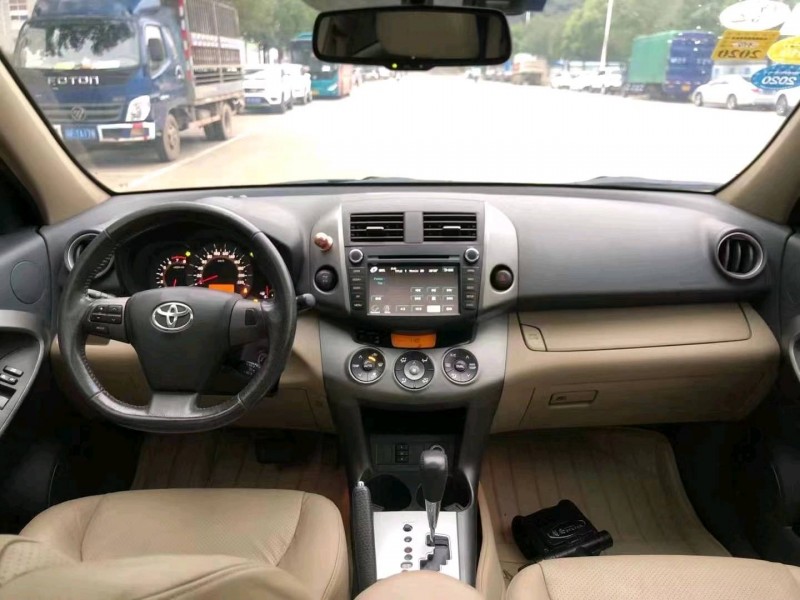 佛山12年豐田RAV45
