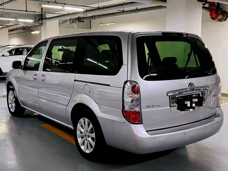 北京12年别克GL84