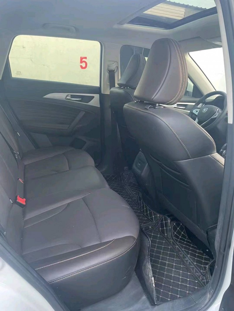 烏海20年長安汽車CS355